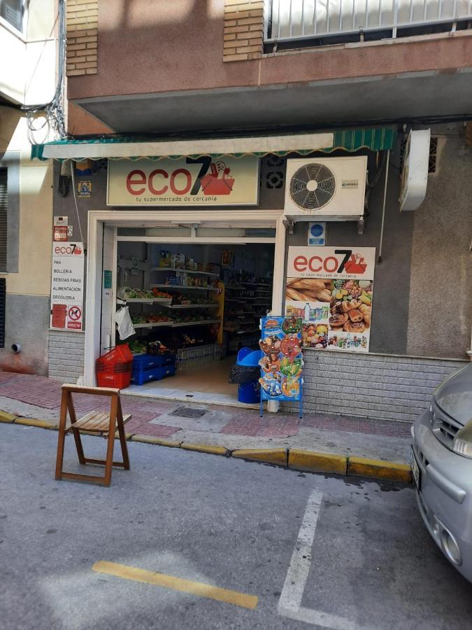 Студия На Белоснежном Пляже Los Locos Torrevieja Eksteriør billede