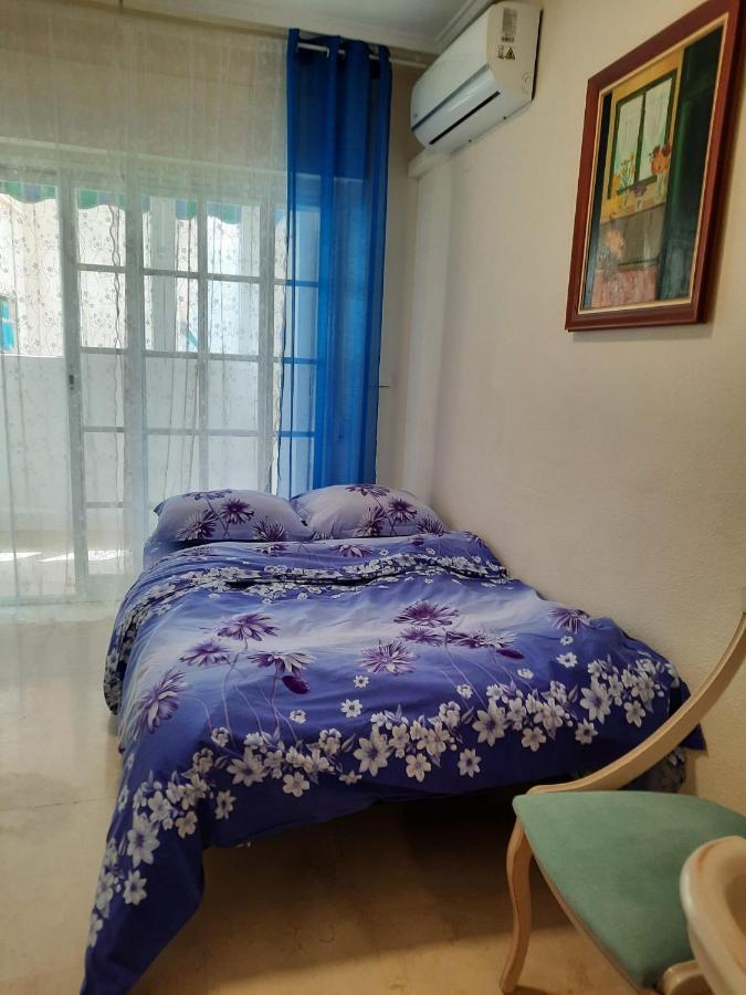 Студия На Белоснежном Пляже Los Locos Torrevieja Eksteriør billede